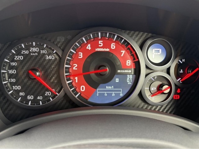 Nissan GT-R 2025 7837798-14