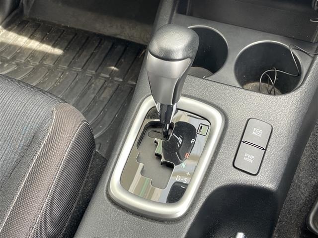 Toyota HILUX 2021 7826421-11