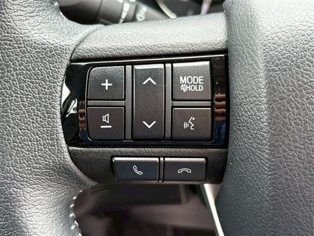 Toyota HILUX 2023 7826422-1