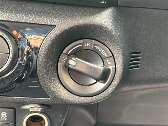 Toyota HILUX 2023 7826422-10