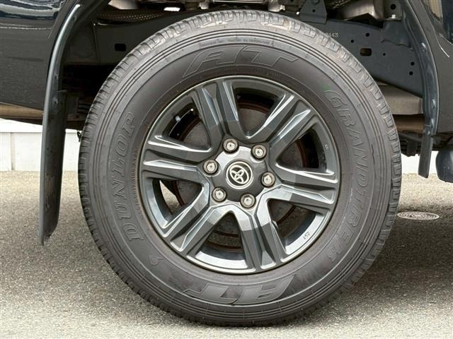 Toyota HILUX 2023 7826422-13