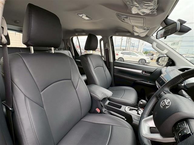 Toyota HILUX 2023 7826422-4