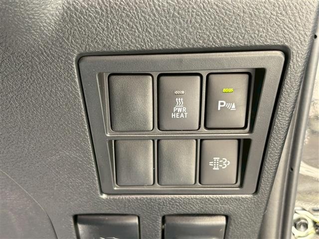 Toyota HILUX 2023 7826422-9