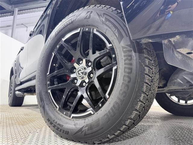 Toyota HILUX 2022 7826423-11