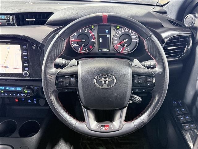 Toyota HILUX 2022 7826423-3