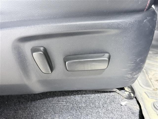 Toyota HILUX 2022 7826423-6