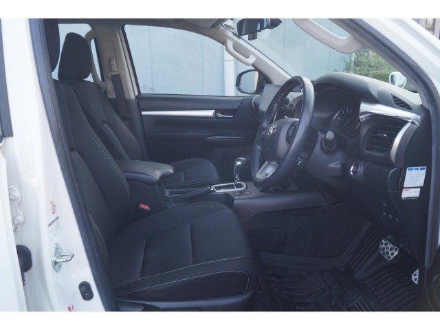 Toyota HILUX 2019 7826425-8