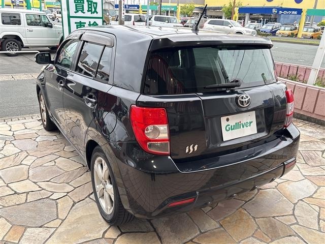 Toyota IST 2011 7836489-1