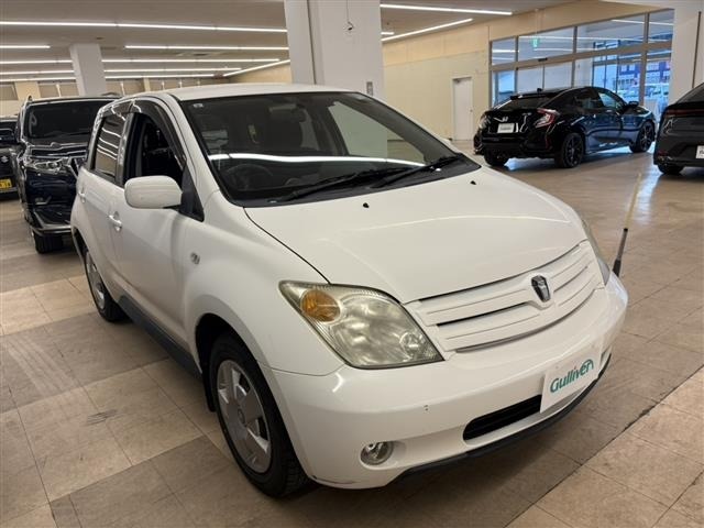 Toyota IST 2003 7836490-0