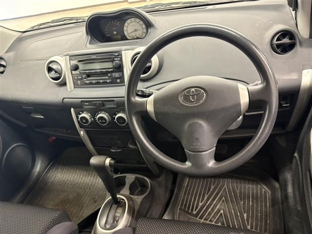 Toyota IST 2003 7836490-2