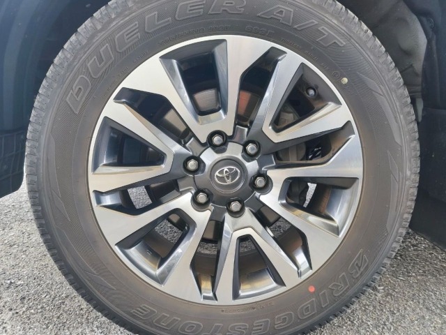 Toyota LAND CRUISER PRADO 2023 7844109-28