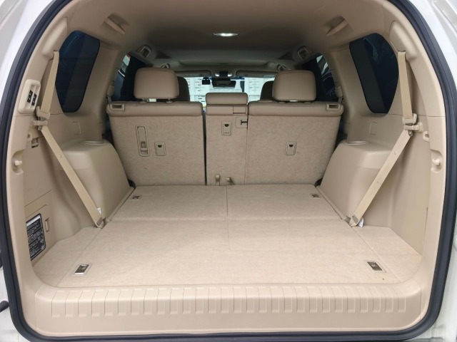 Toyota LAND CRUISER PRADO 2023 7844109-7