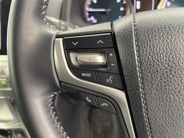 Toyota LAND CRUISER PRADO 2023 7844272-3