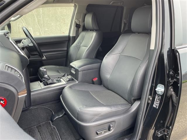 Toyota LAND CRUISER PRADO 2017 7844306-6