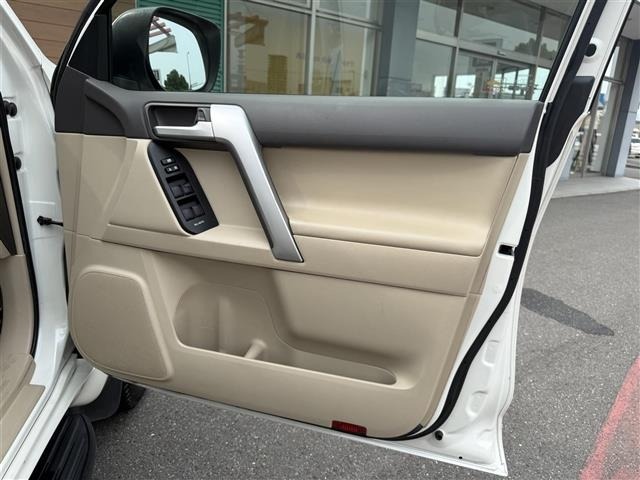 Toyota LAND CRUISER PRADO 2018 7844308-6