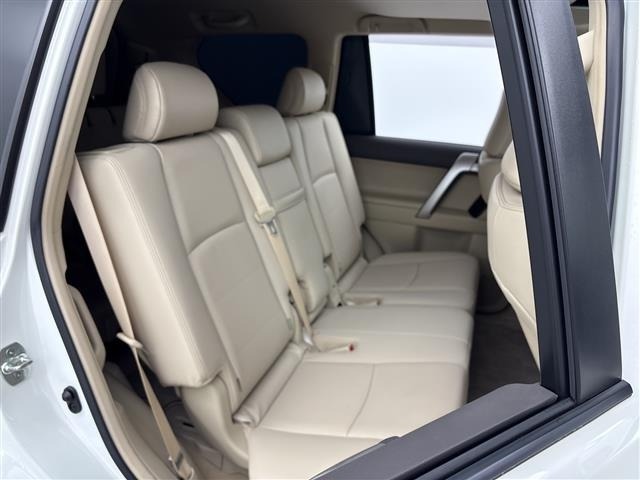 Toyota LAND CRUISER PRADO 2023 7844318-12