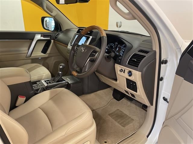Toyota LAND CRUISER PRADO 2023 7844328-20
