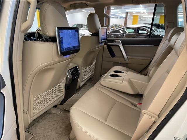 Toyota LAND CRUISER PRADO 2023 7844328-4