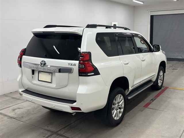 Toyota LAND CRUISER PRADO 2015 7844336-5