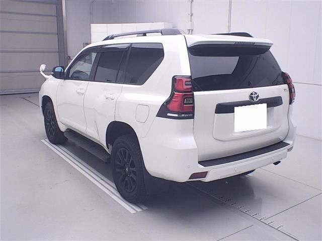 Toyota LAND CRUISER PRADO 2023 7844362-1