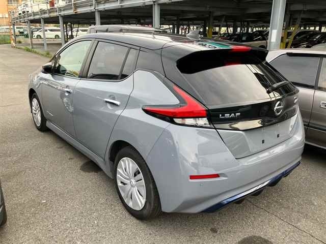 Nissan LEAF 2021 7841336-1
