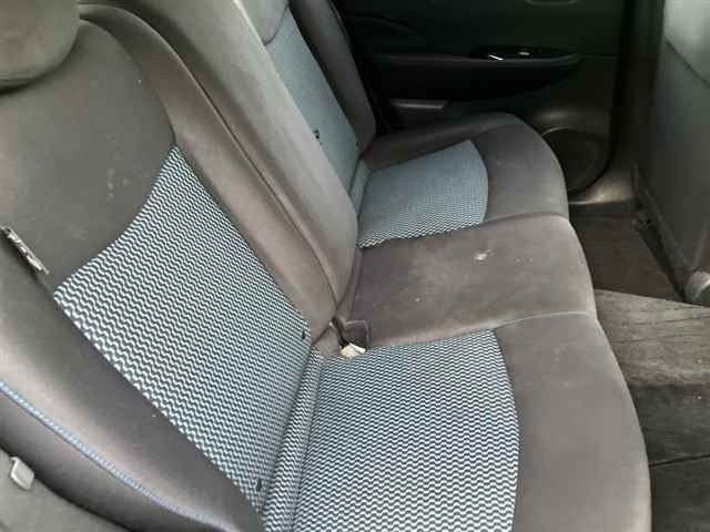 Nissan LEAF 2021 7841336-8