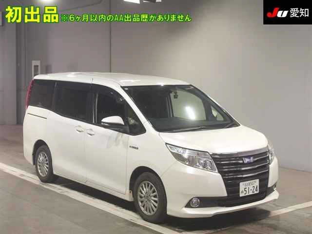 Toyota NOAH 2015 7831042-0