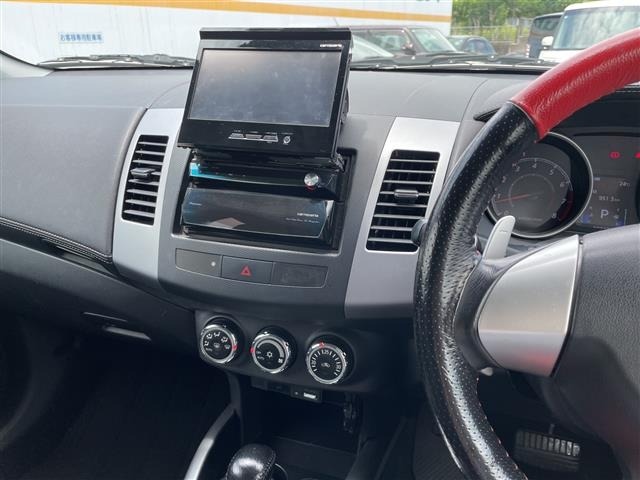 Mitsubishi OUTLANDER 2011 7843083-7