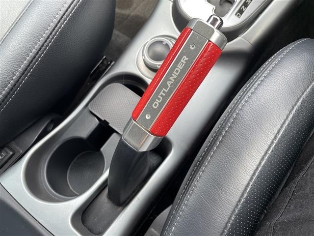 Mitsubishi OUTLANDER 2011 7843083-9