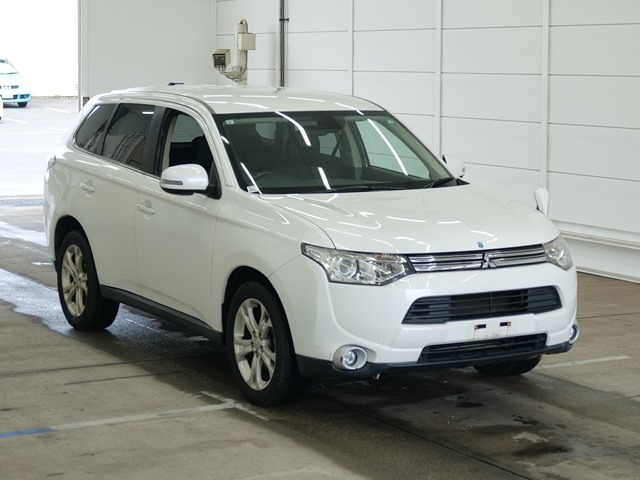 Mitsubishi OUTLANDER 2013 7843090-0