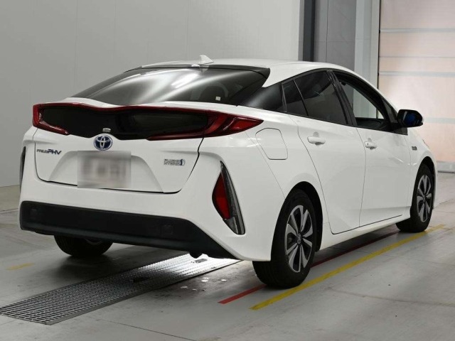 Toyota PRIUS PHV 2017 7838699-1