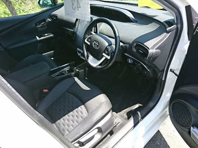 Toyota PRIUS PHV 2017 7838715-3