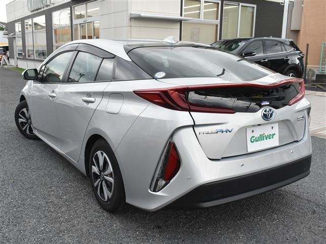 Toyota PRIUS PHV 2021 7838908-13
