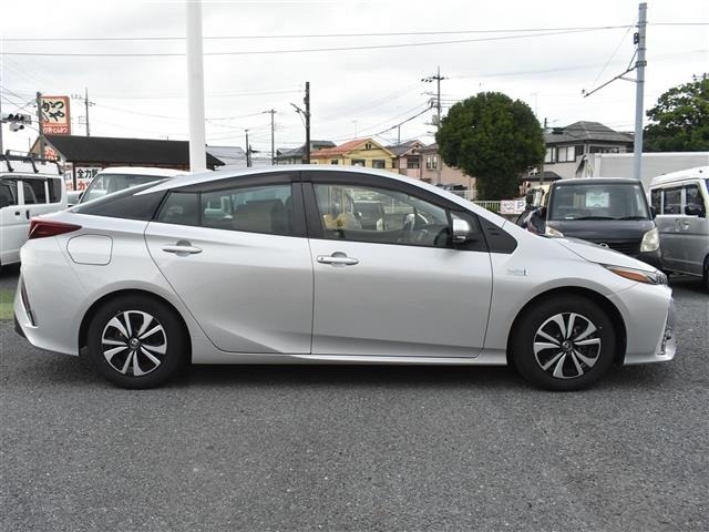 Toyota PRIUS PHV 2021 7838908-19