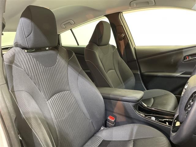 Toyota PRIUS PHV 2021 7838909-10