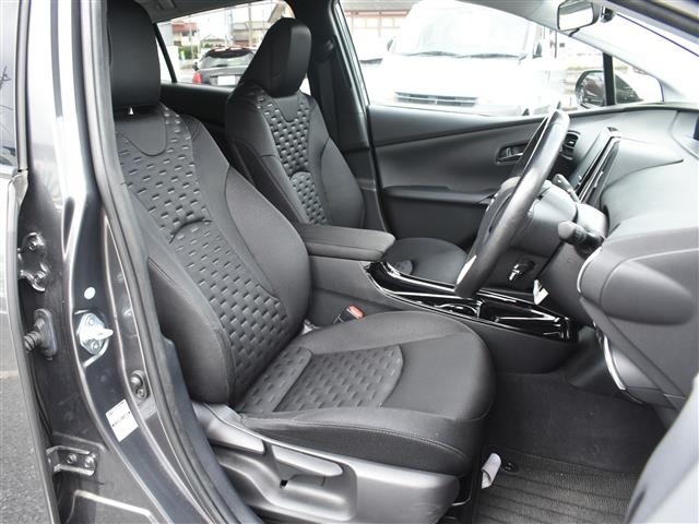 Toyota PRIUS PHV 2017 7838911-22