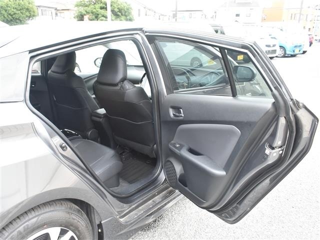Toyota PRIUS PHV 2017 7838911-6