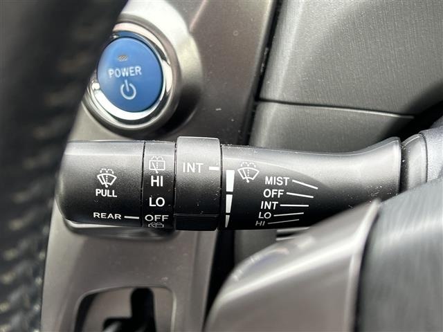 Toyota PRIUS 2014 7826303-3