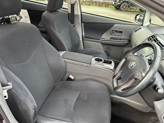 Toyota PRIUS 2014 7826303-4