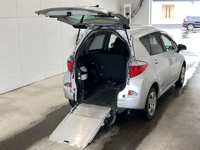 Toyota RACTIS 2014 7826627-1