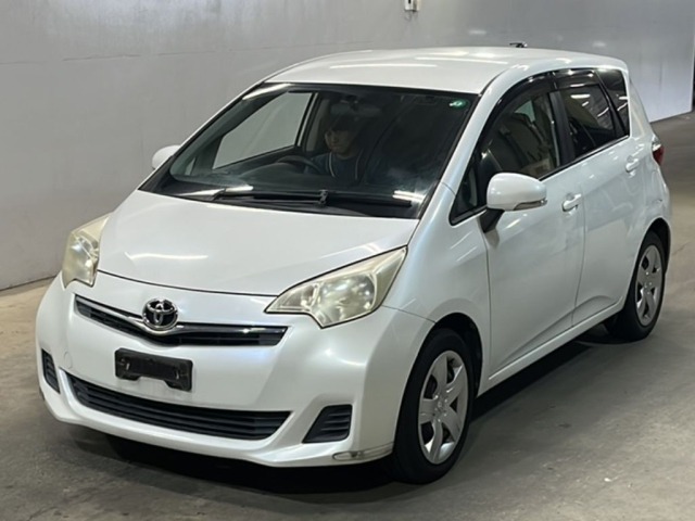 Toyota RACTIS 2011 7826633-0