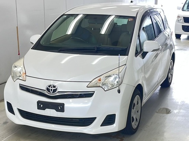 Toyota RACTIS 2013 7826652-0