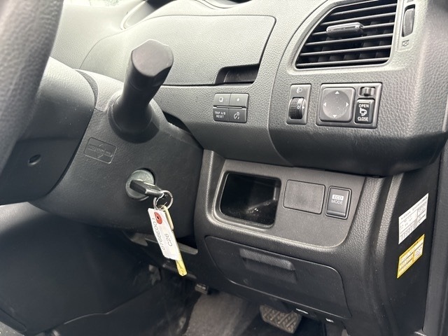 Nissan SERENA 2011 7840953-6