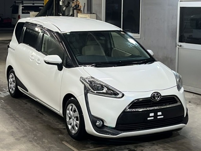Toyota SIENTA 2017 7834622-4