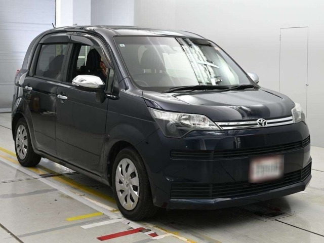 Toyota SPADE 2017 7839504-5