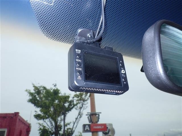 Toyota SPADE 2012 7839544-11