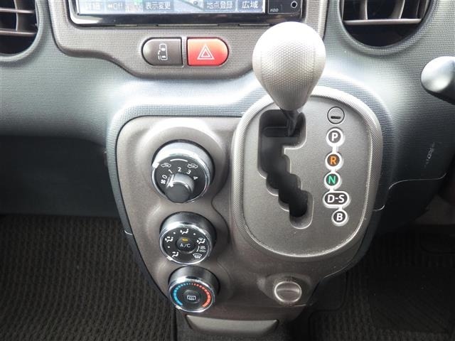 Toyota SPADE 2012 7839544-3