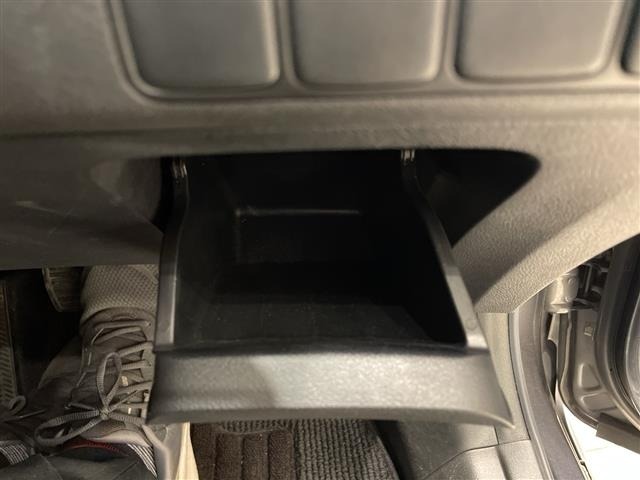 Honda STREAM 2012 7842208-18