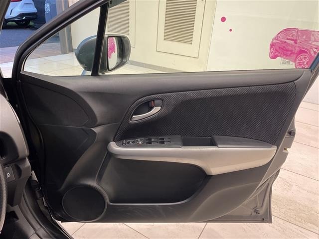 Honda STREAM 2012 7842208-19
