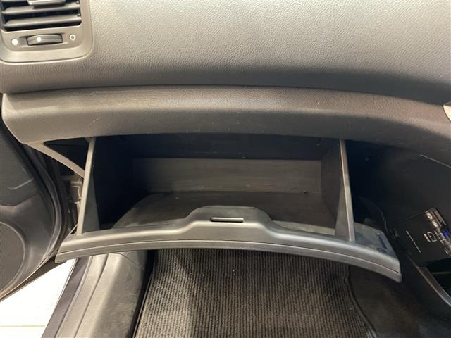 Honda STREAM 2012 7842208-9